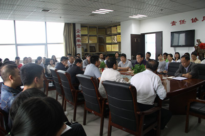 堅定發展信心 奮力追趕超越