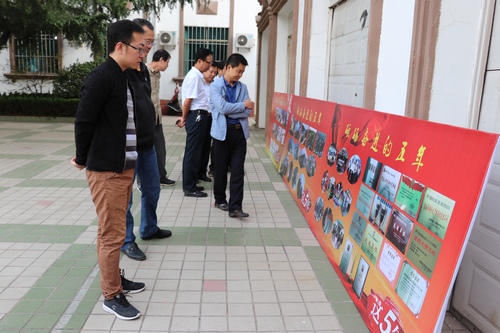 澄合分公司舉辦“砥礪奮進的五年”牌板展覽活動