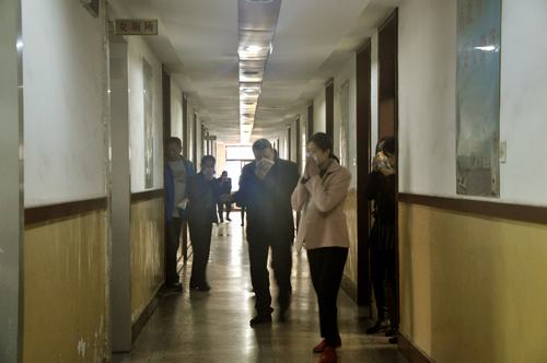 “三聲哨聲”拉開韓城分公司火災疏散演練序幕