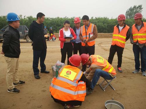 G242大荔縣公路建設路基工程順利通過市質監站交工驗收