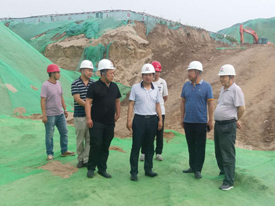 贠公法深入陜煤建設咸陽分公司施工現場檢查指導工作