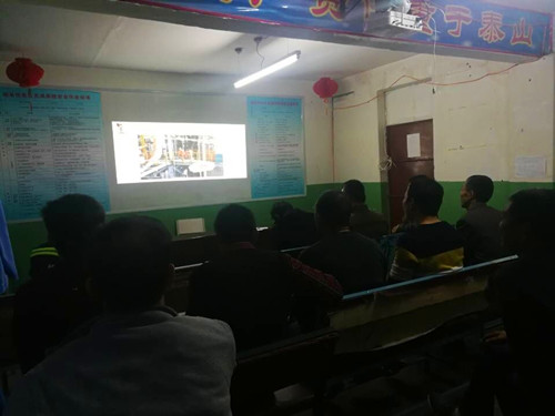 陜煤建設機電安裝公司酒鋼項目部喜購設備豐富職工文化生活