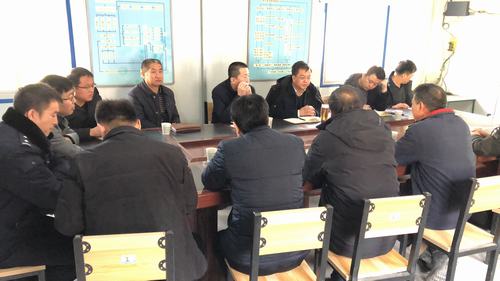 延安市子長縣政府部門蒞臨陜煤建設礦建二公司車村項目部檢查安全工作