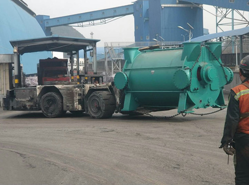 陜煤建設機電安裝公司黃陵項目部承建的黃陵二號煤礦瓦斯泵站安裝有序進行