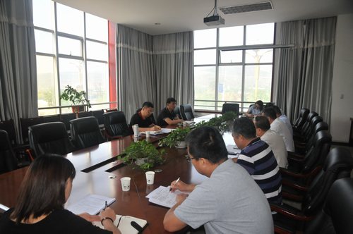 侯本英調(diào)研陜北片區(qū)單位工作并指導(dǎo)主題教育活動開展