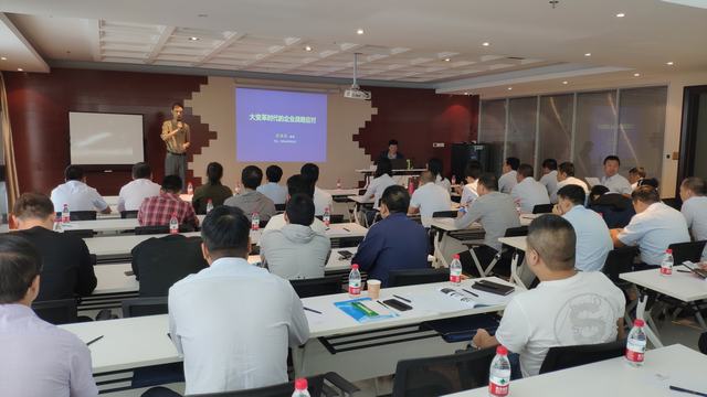 陜煤建設洗選煤運營公司全面提升企業在大變革時代的戰略應對