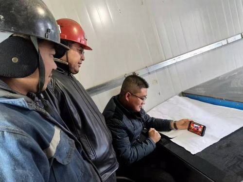 陜煤建設韓城分公司多種形式開展“憲法宣傳周”活動