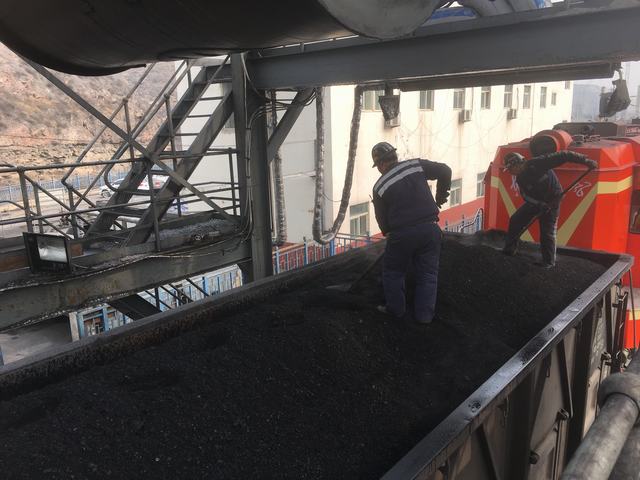 陜煤建設洗選煤運營公司檸條塔運營項目部月發運量創歷史新高