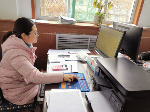 陜煤建設機電安裝公司：為農民工服“定心丸”