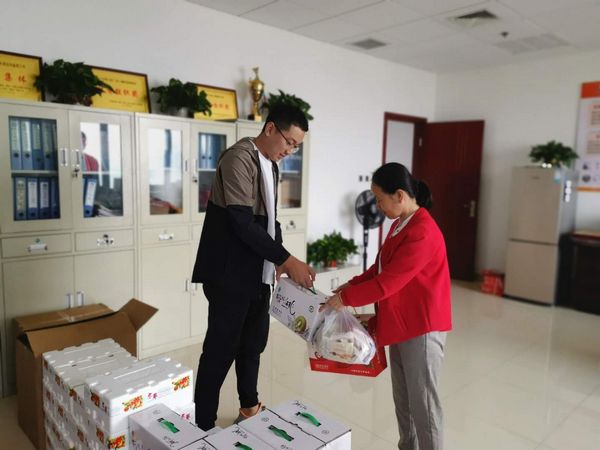 陜煤建設天工公司中秋、國慶溫情慰問   鼓干勁