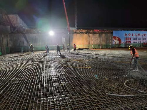 咸陽(yáng)分公司第六項(xiàng)目部壓實(shí)管理鑄精品工程