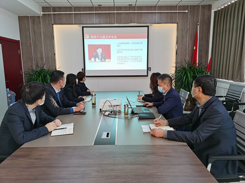 陜煤建設(shè)川耀公司:扎實(shí)做好宣傳宣講工作, 推動(dòng)黨的十九屆五中全會(huì)精神落到實(shí)處