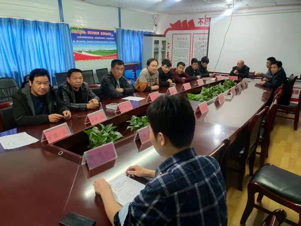 陜煤建設(shè)礦建二公司小保當(dāng)?shù)谌?xiàng)目部積極開(kāi)展職工崗前安全教育