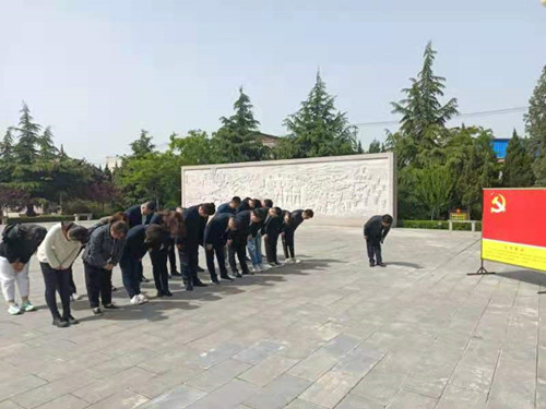 陜煤建設物資公司:黨員干部走進紅色教育基地