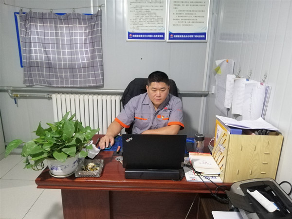 沙漠“戰狼”奮斗記