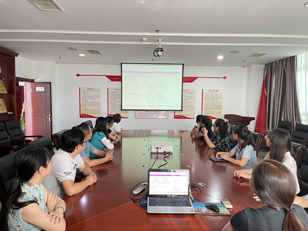 陜煤建設公司開展關(guān)愛職工健康知識講座