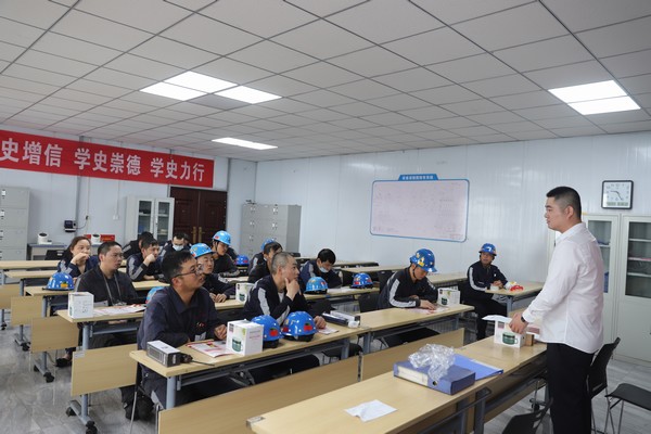 陜煤建設(shè)洗選煤運(yùn)營公司第三項(xiàng)目部：“三部曲”奏響“迎十一·保安全”交響樂