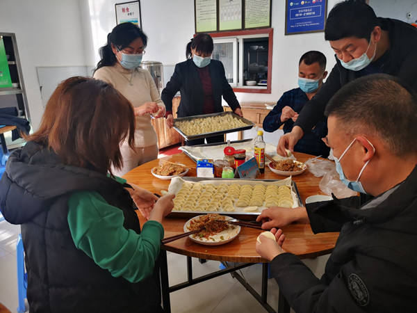 陜煤建設機電安裝公司:寒冬里的“暖心”餃子