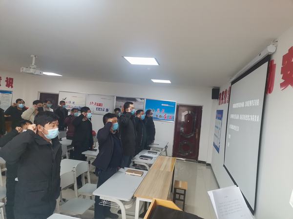 陜煤建設(shè)礦建二公司車村項(xiàng)目部：擰緊班組管理弦 阻斷疫情傳播鏈