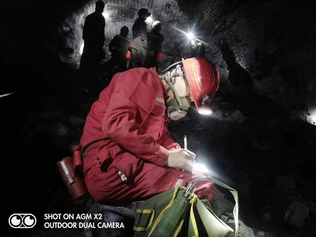 贊勞動美，致敬煤礦工作者