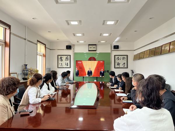 百年征程 吾輩當(dāng)自強