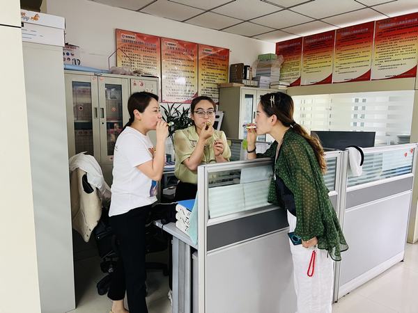 陜煤建設礦建二公司開展“重拾童真”過“六一”活動