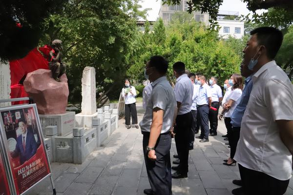 陜煤建設(shè)礦建二公司機(jī)關(guān)黨支部 :三個強(qiáng)化助推支部建設(shè)走在前列