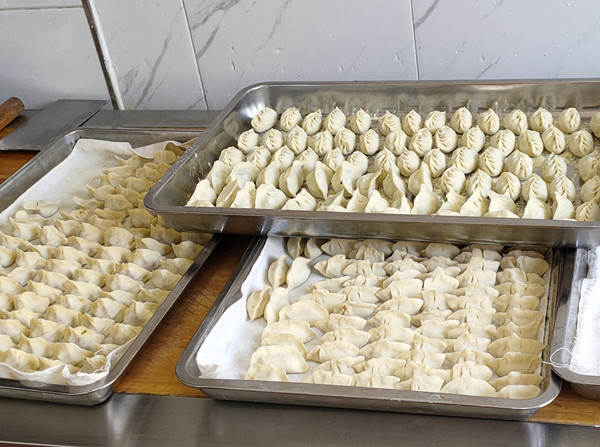 陜煤建設機電安裝公司:冬至餃子暖人心