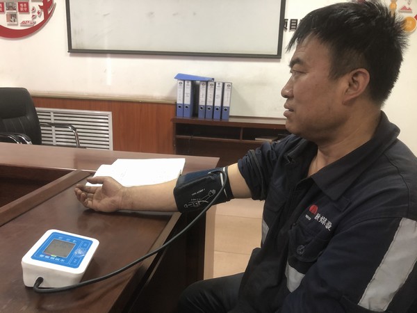 陜煤建設洗選煤運營公司檸條塔運營項目部: 關愛員工 迎戰高溫酷暑