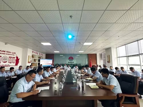 陜煤建設榆林公司召開上半年經濟運行分析會暨全員半年測評考核大會