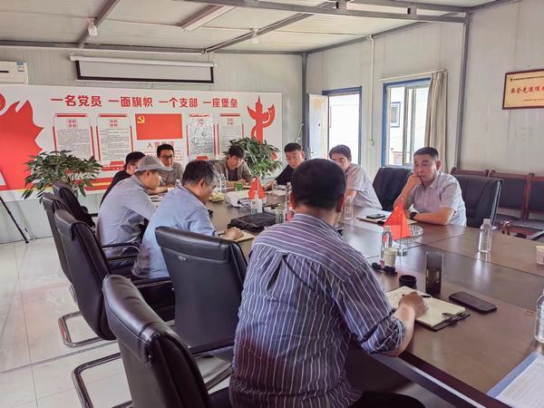 陜煤建設煤礦運營服務分公司:多措并舉做好煤礦井下“復雜水害”防治工作