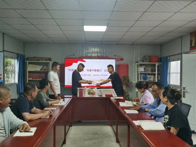 陜煤建設韓城分公司土建十二項目部：“四色閱讀”點亮讀書燈，讓生活溢滿書香