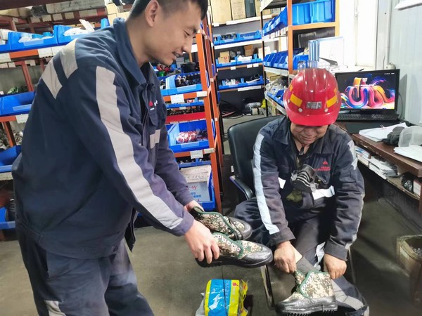 陜煤建設洗選煤運營公司檸條塔運營項目部：開展“關愛員工從‘心’出發送溫暖”活動