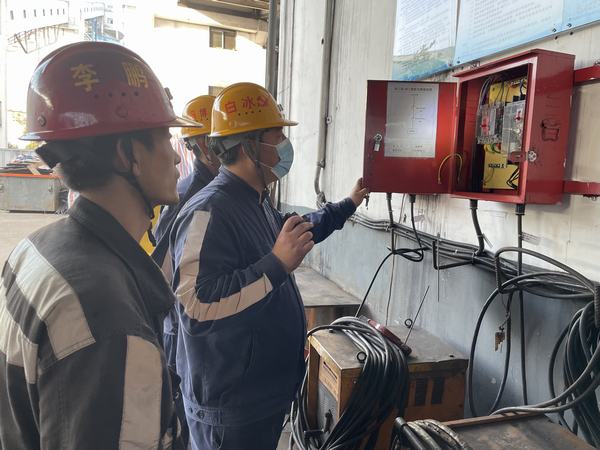 陜煤建設洗選煤運營公司澄合山陽運營項目部：燃燒“秩序之焰”，點亮百日安全行