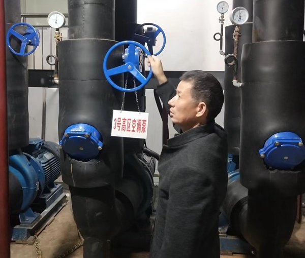 陜煤建設大秦置業公司：物業暖心行動 讓冬天更有溫度