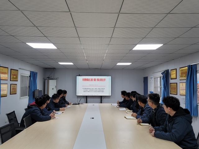 陜煤建設韓城分公司：青年建功正當時 百日安全勇擔當