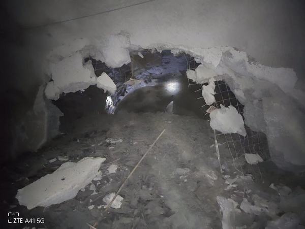 陜煤建設礦建二公司王峰項目部+25m水平南翼膠帶運輸大巷（I）段與永久避難硐室實現精準貫通