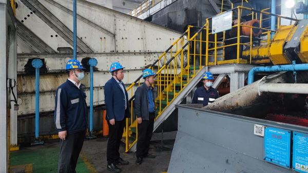 陜煤建設(shè)洗選煤運(yùn)營(yíng)公司:打贏攻堅(jiān)戰(zhàn)，跑出“加速度”，決戰(zhàn)決勝年度目標(biāo)