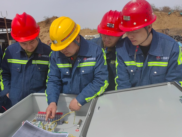 陜煤建設機電安裝公司：穩(wěn)崗補貼助企穩(wěn)航，技能補貼激勵前行
