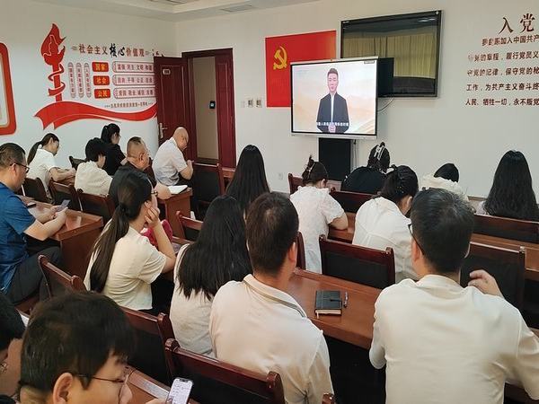 陜煤建設煤礦運營服務分公司：積極開展《信訪工作條例》實施兩周年學習宣傳活動