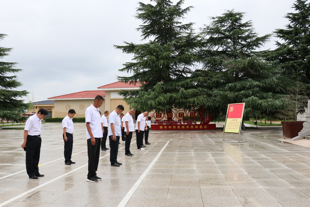 陜煤建設澄合分公司：實地紅色教育迎“八一”