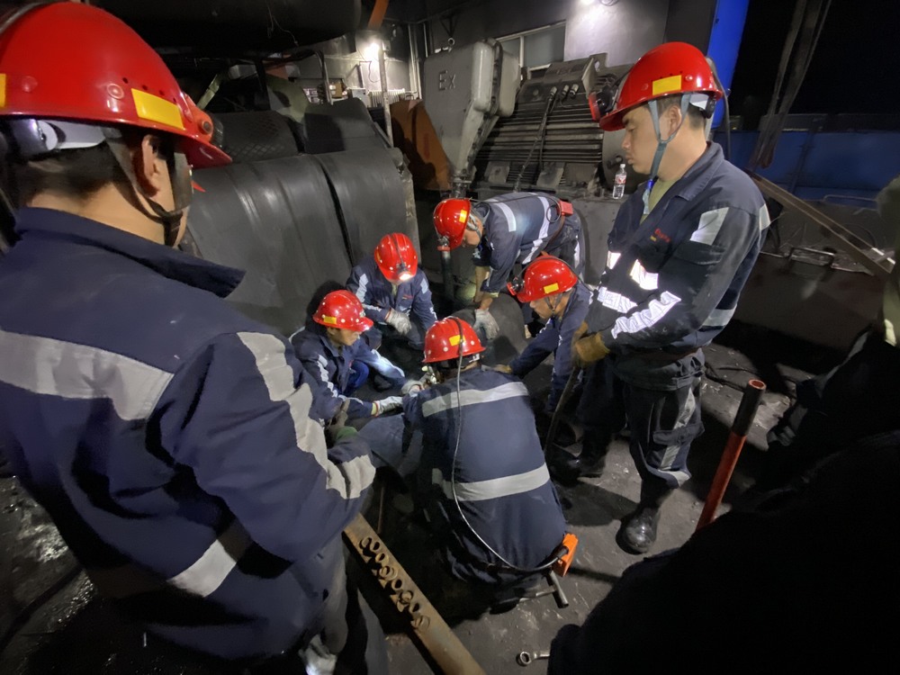 陜煤建設韓城分公司張家峁項目部：18小時搶修工程小紀