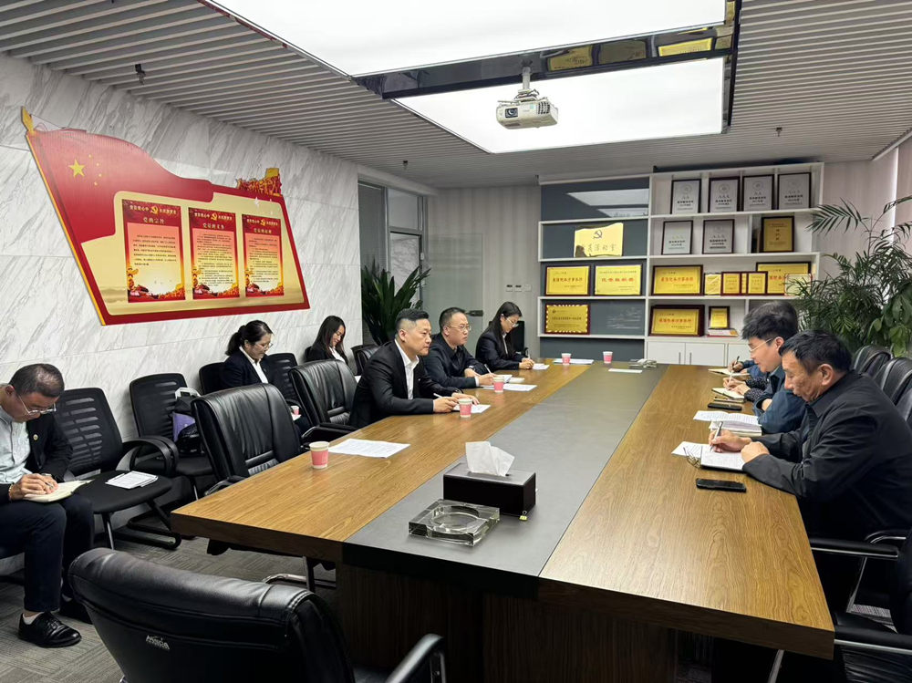 陜煤建設(shè)漢中分公司赴北京華證鑫誠工程造價(jià)公司陜西分公司對(duì)標(biāo)交流學(xué)習(xí)