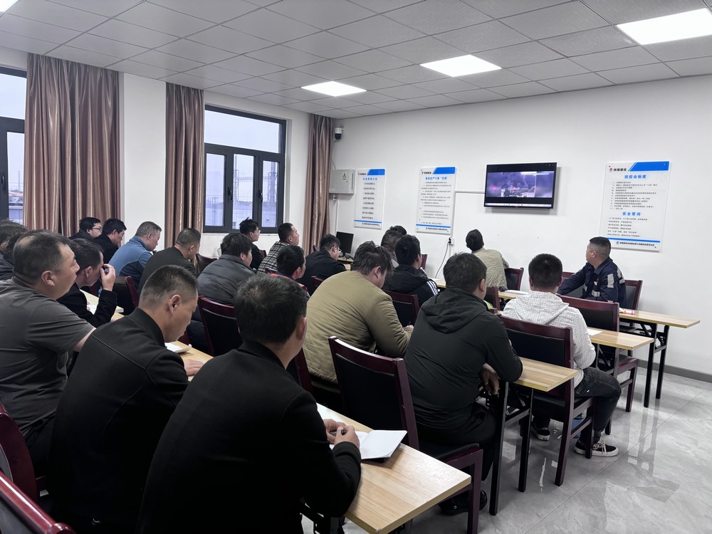 陜煤建設洗選煤運營公司榆陽運營項目部：守護生命的“防火墻”，敲響防火警鐘