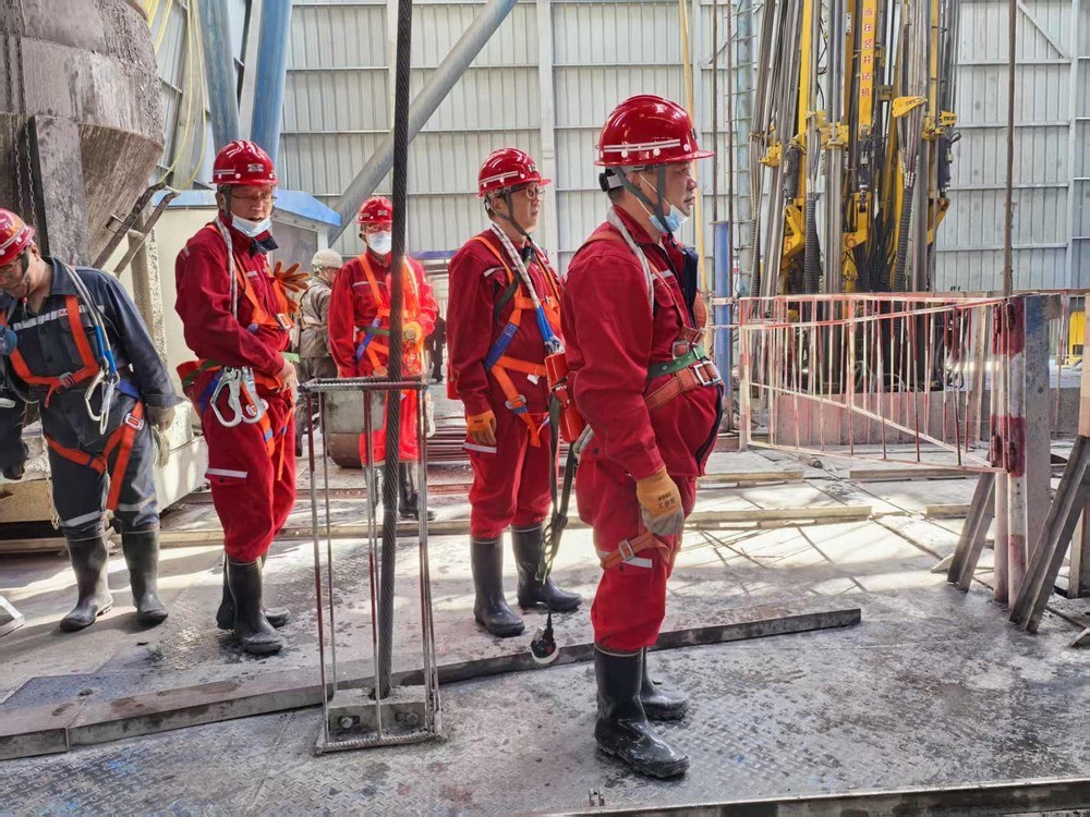 嚴督查 補漏洞 強落實-陜煤建設礦建二公司扎實開展機電專項整治第二階段工作