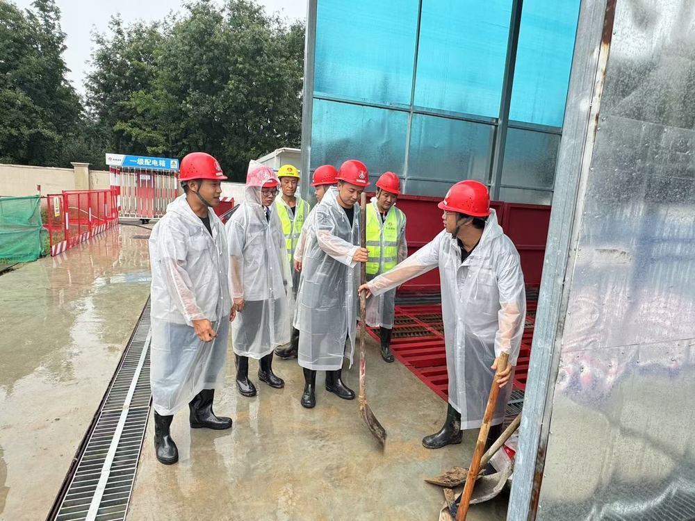 陜煤建設天工公司土建第二十七項目部：“汛”速行動，嚴守雨季安全線