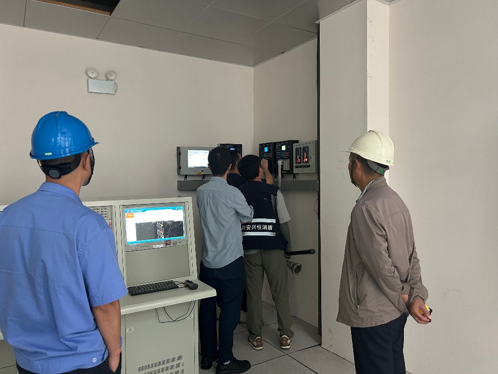 陜煤建設漢中分公司:智能塔機制造項目順利通過第三方消防檢測