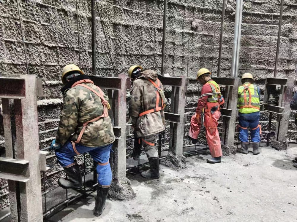 陜煤建設礦建三公司天山（二號井）項目部：百日安全護航決戰四季度 豎井施工攻堅傳捷報