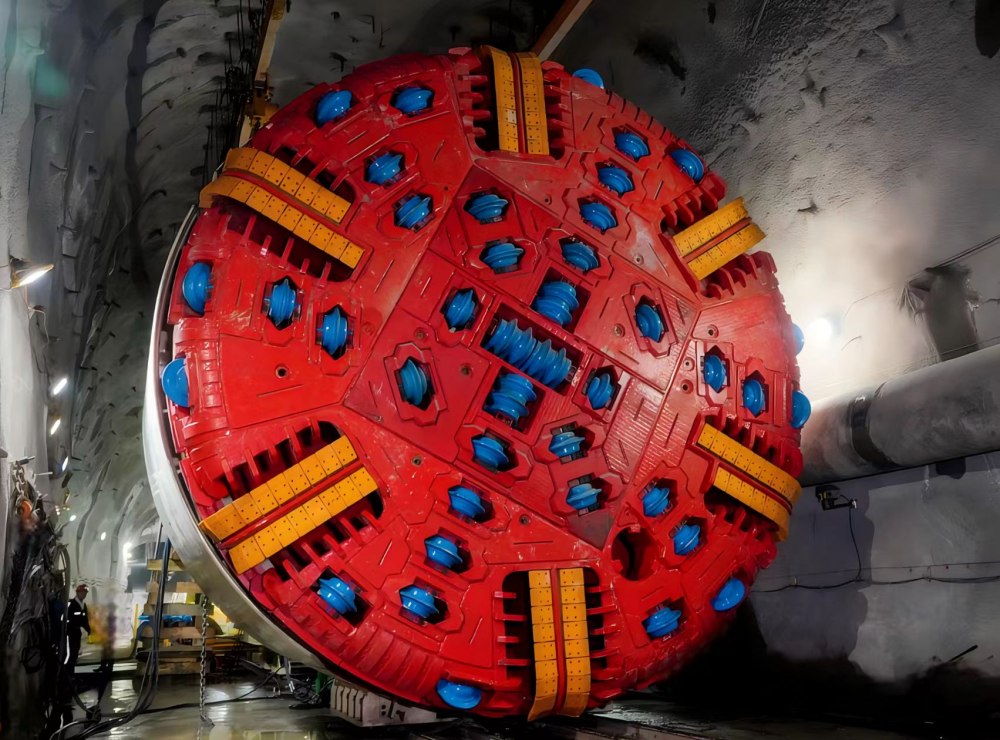 陜煤建設煤礦運營服務分公司:直徑7.13米TBM掘進機及全套系統帶載聯合試運轉成功