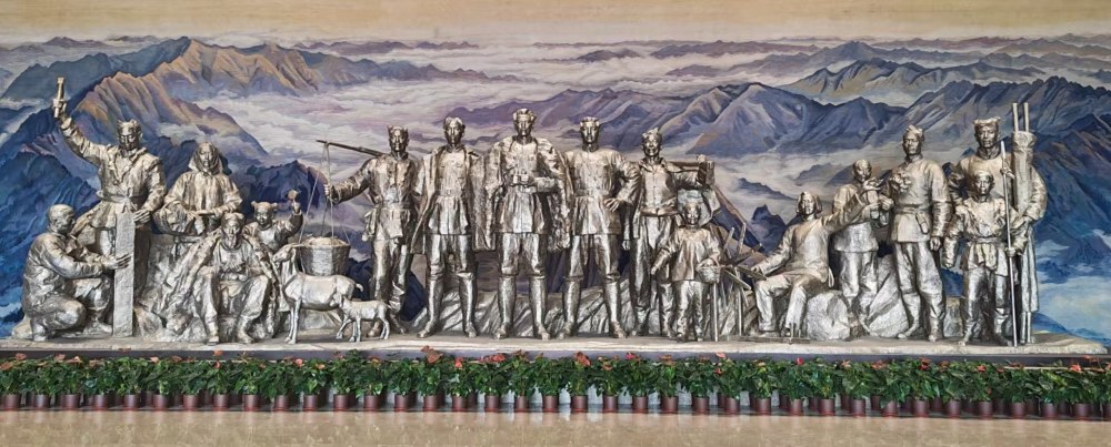 煤礦運營服務分公司：汲取歷史精神 鑄就實干擔當